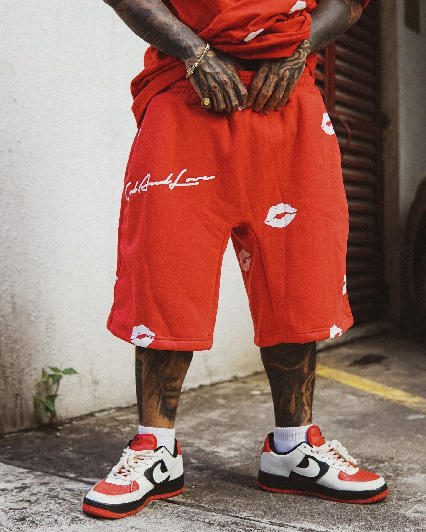 GL - LIPS SHORTS "RED"