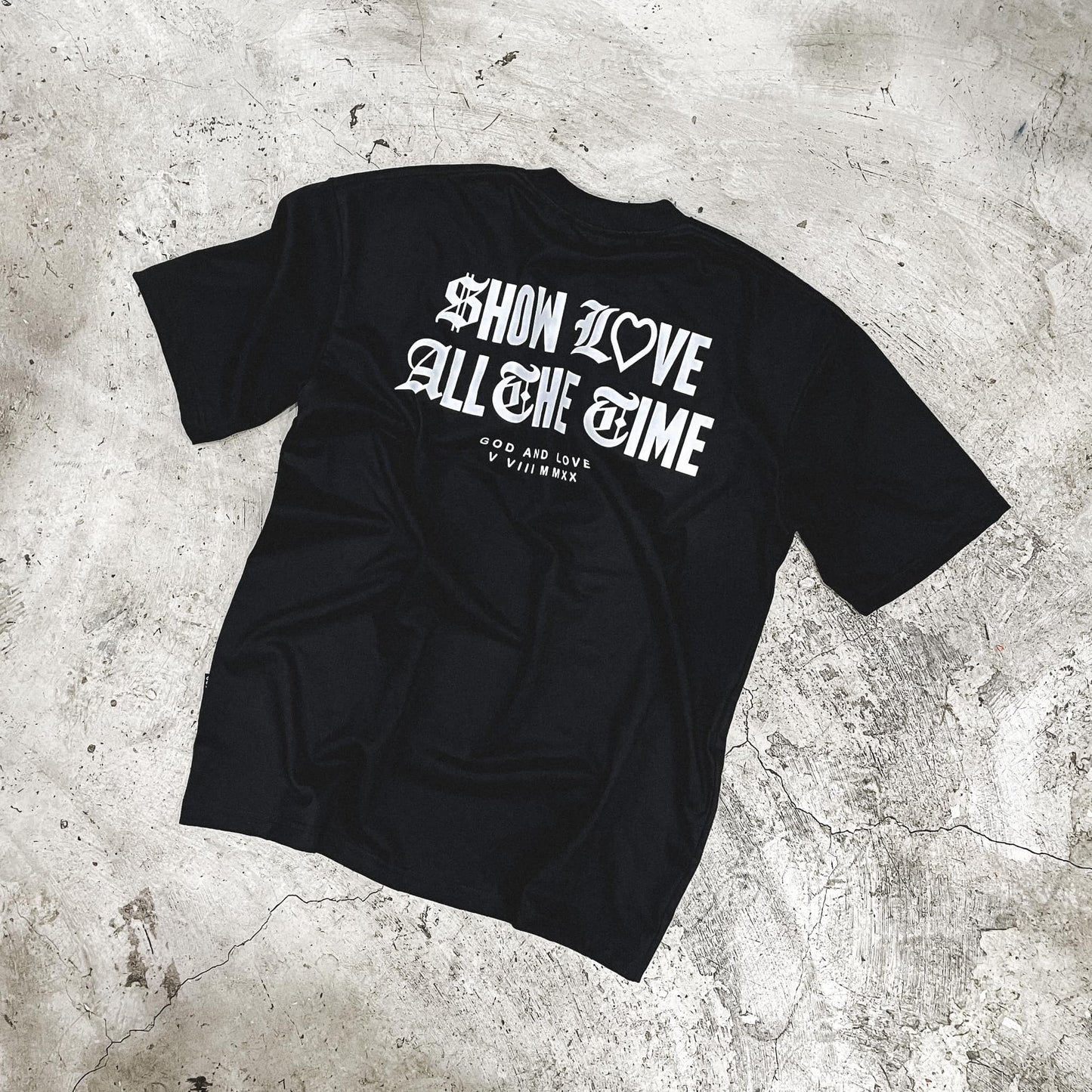 GL SHOW LOVE TSHIRT BLACK