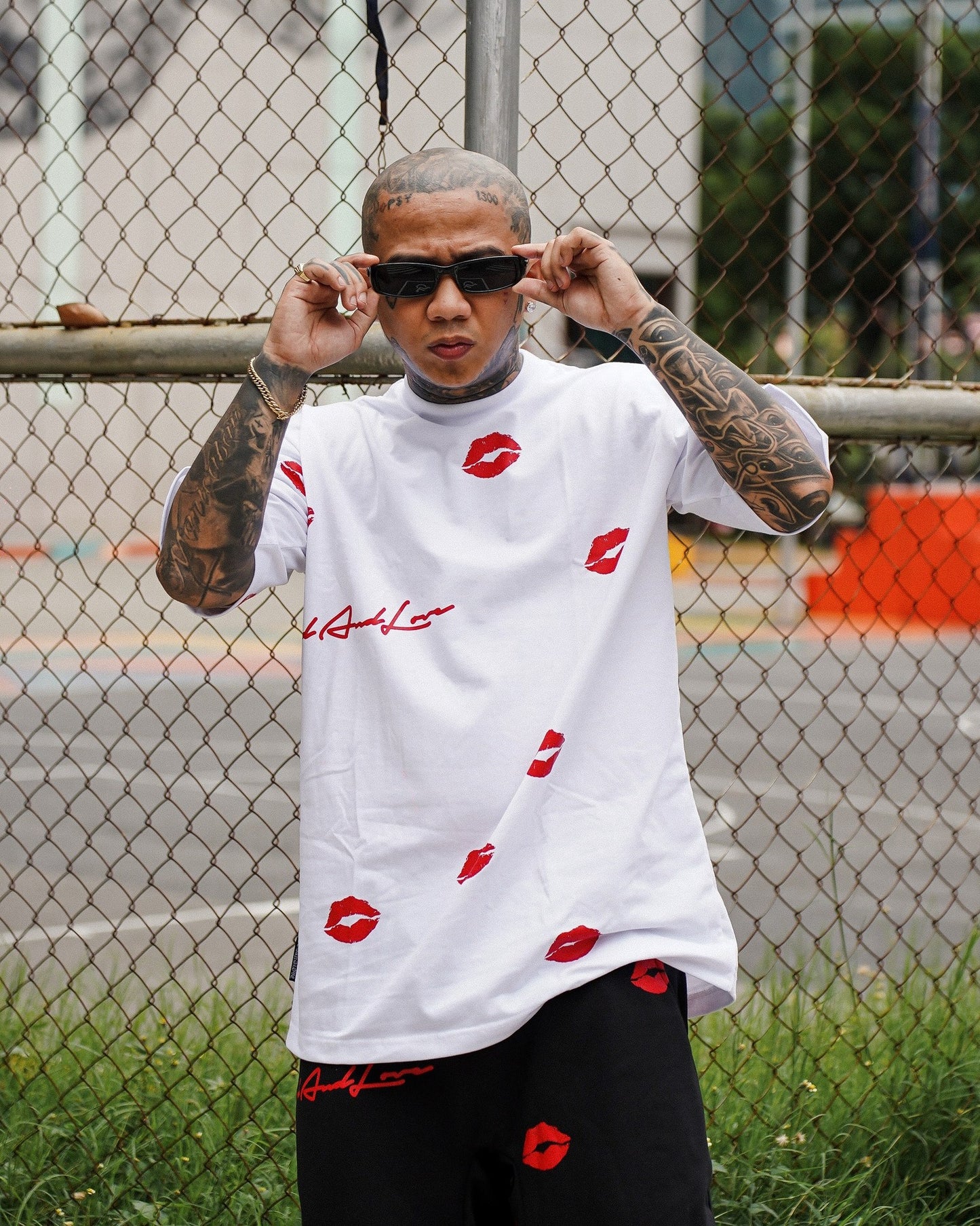 GL - LIPS SHIRT "WHITE"