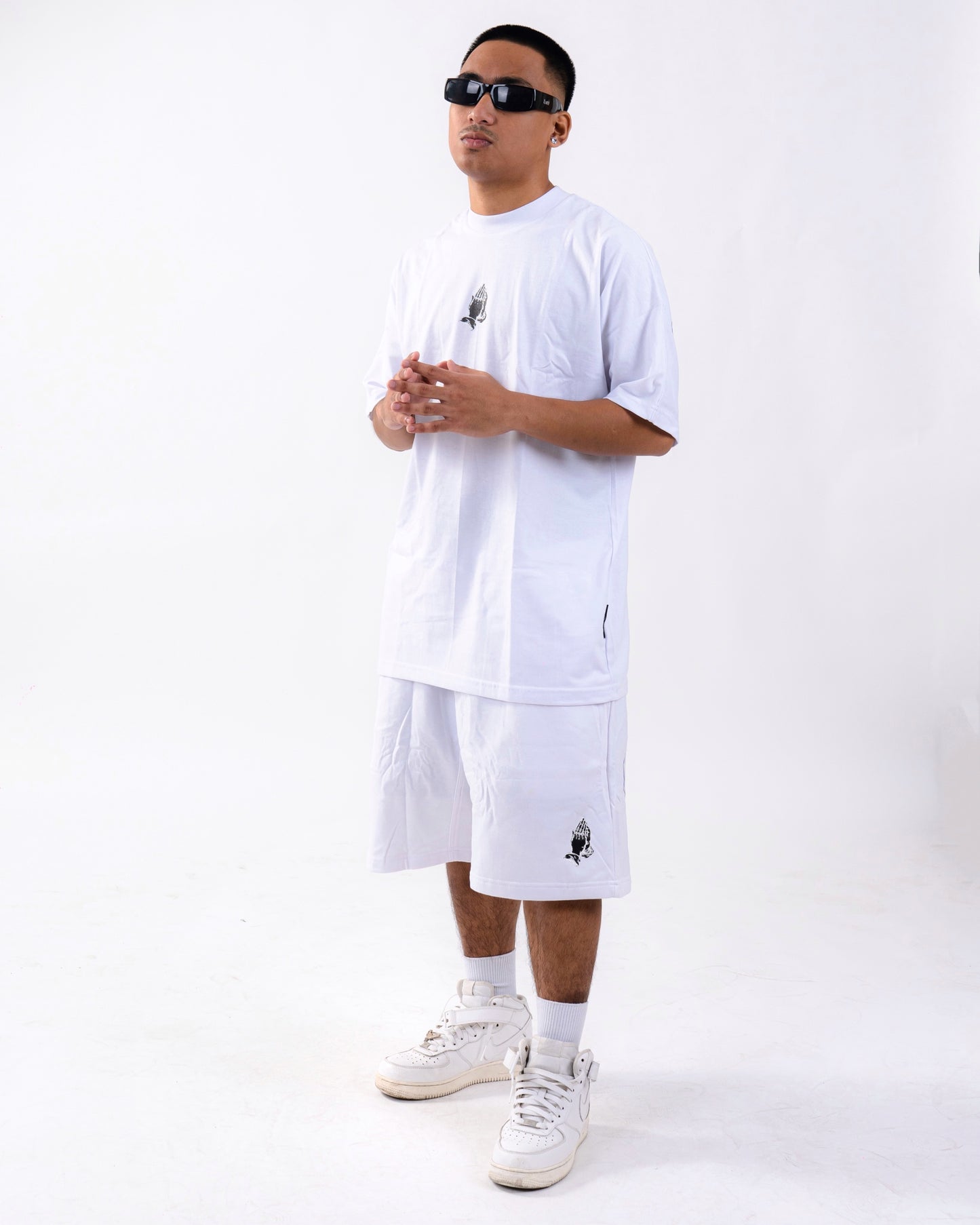 OG LOGO PRAYING HANDS SWEATSHORTS WHITE